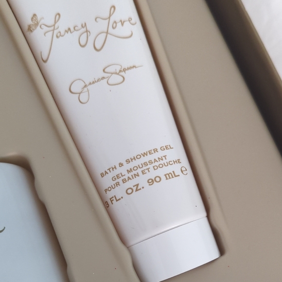 Jessica Simpson Fancy Love Gift Set - Picture 5 of 7